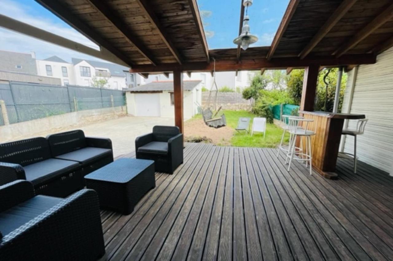 Nice 130M With Terrace Garden In Vannes Esterno foto